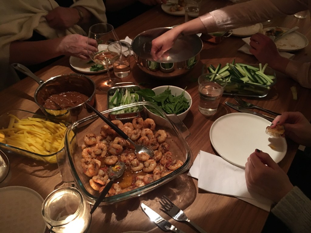 Ferske vårruller med&nbsp;peanøttsaus